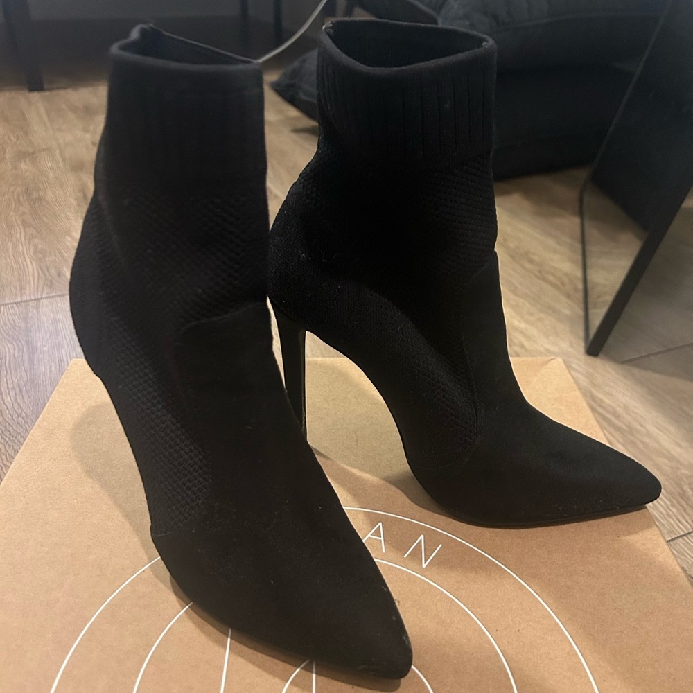 Black sock boots/ excellent condition